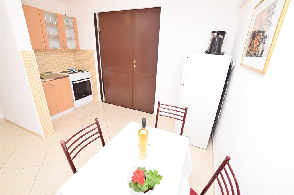 Apartments Dubravka Pisak Exterior foto